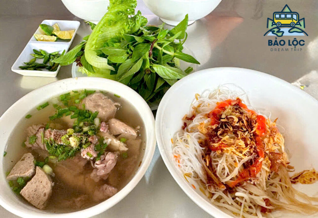 Phở khô Gia Lai