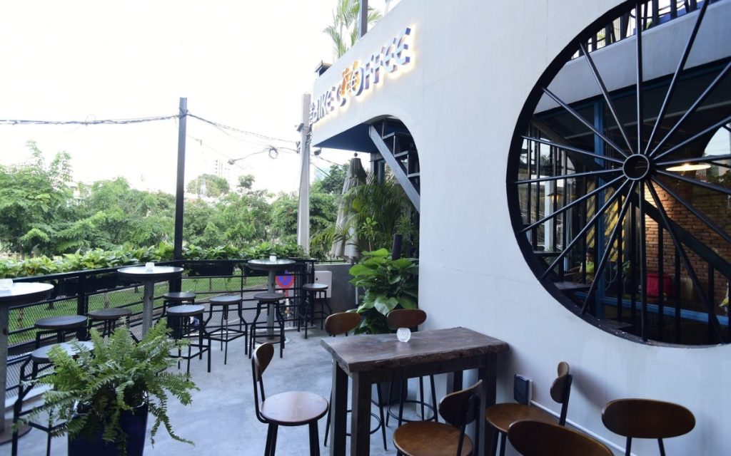 Photo & Bike Coffee – quán cafe view đẹp ở Bảo Lộc