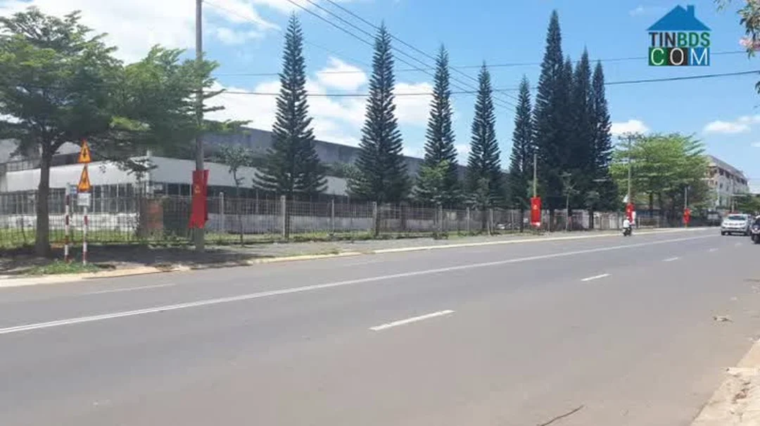 đường trần phú bảo lộc giao thông và cảnh quan