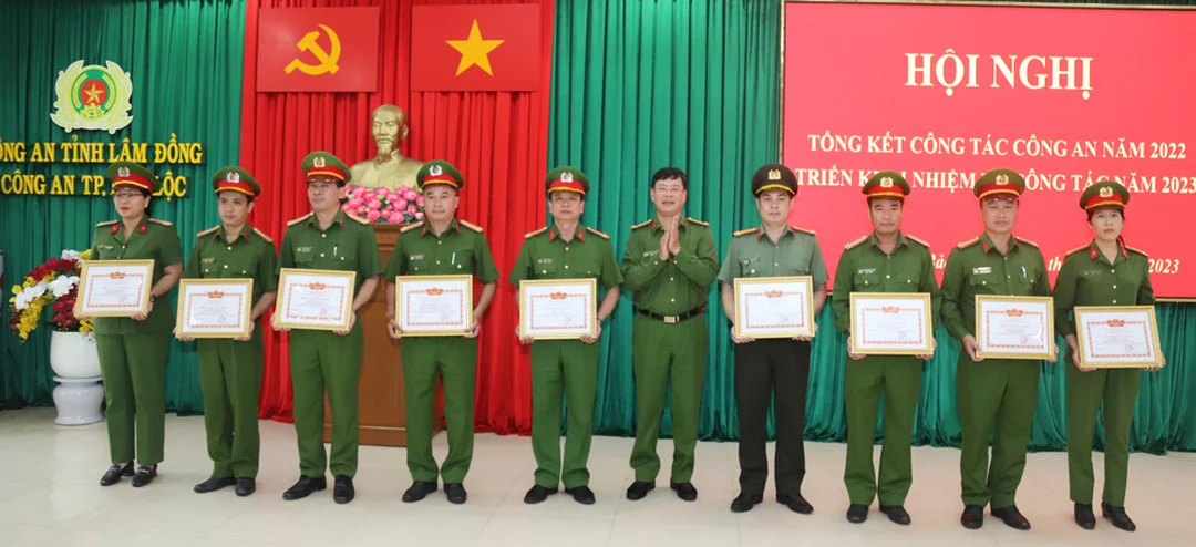 đường vào khu vực công an thành phố bảo lộc lâm đồng