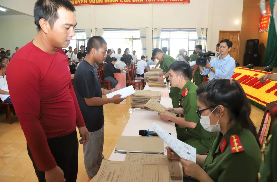 hoạt động cải tạo phạm nhân trại giam đại bình