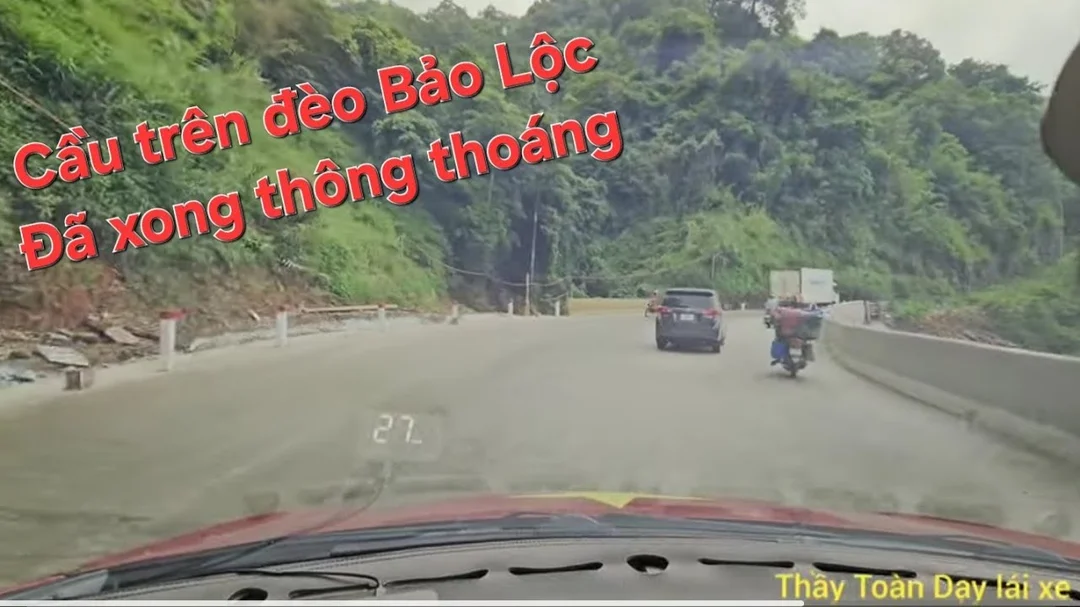 Hướng dẫn leo đèo Bảo Lộc an toàn cho người lái mới
