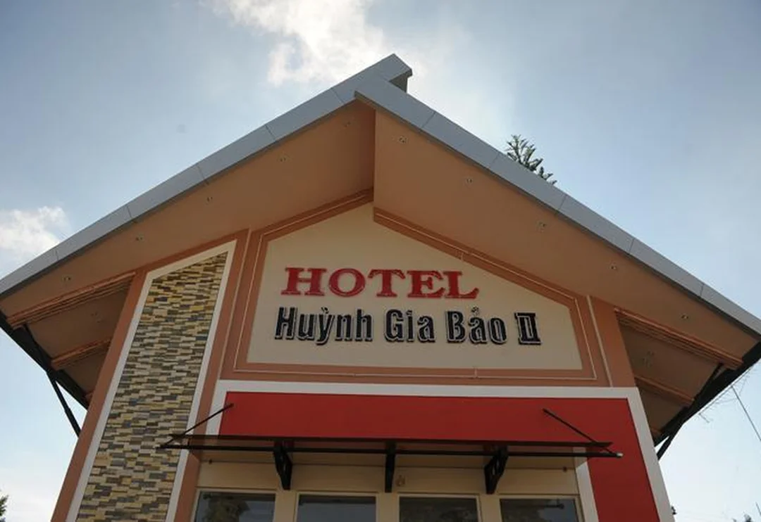 khách sạn Huỳnh Gia Bảo Bảo Lộc Lâm Đồng không gian phòng nghỉ