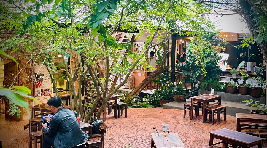 Quán Cafe Mang Linh Hồn Của Thanh Xuân
