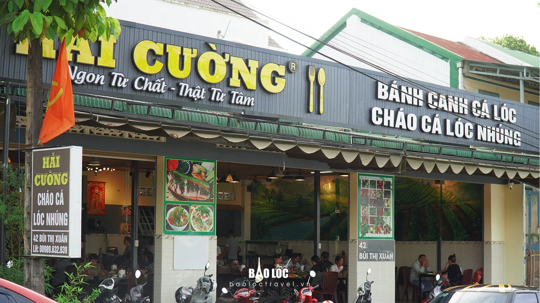 Mặt tiền quán bánh canh cá lóc trong lịch trình ăn gì Bảo Lộc