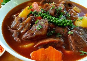 Nhà Hàng Memories – Tinh Hoa Hội Tụ Với Hơn 100 Công Thức Đặc Biệt