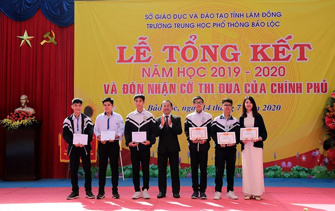 vnpt school bảo lộc lâm đồng hỗ trợ phụ huynh tra cứu thông tin học sinh