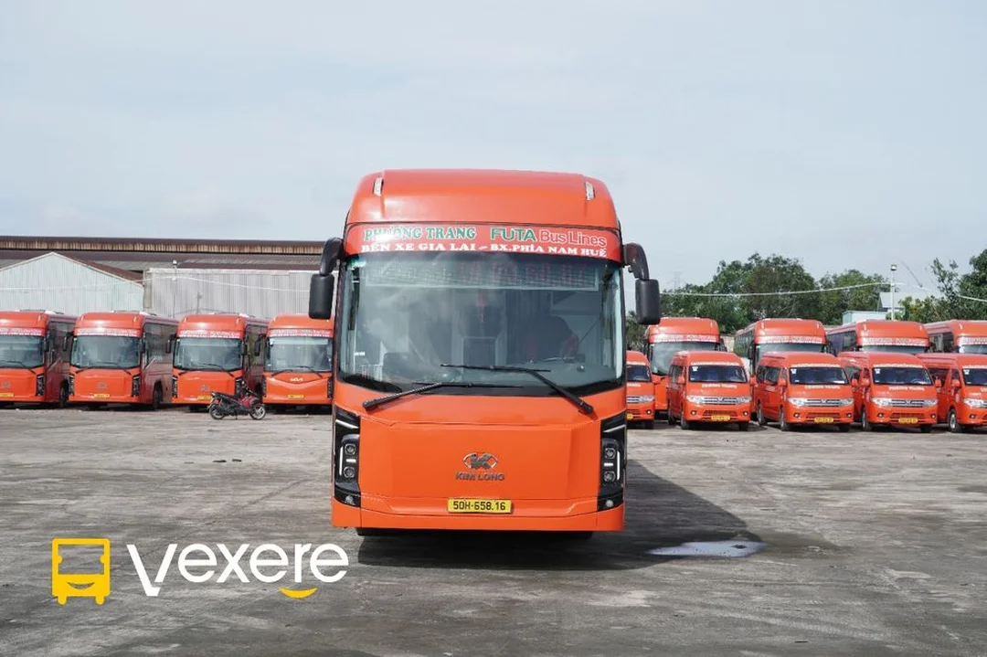 xe phương trang đi bảo lộc lâm đồng tại điểm đón khách